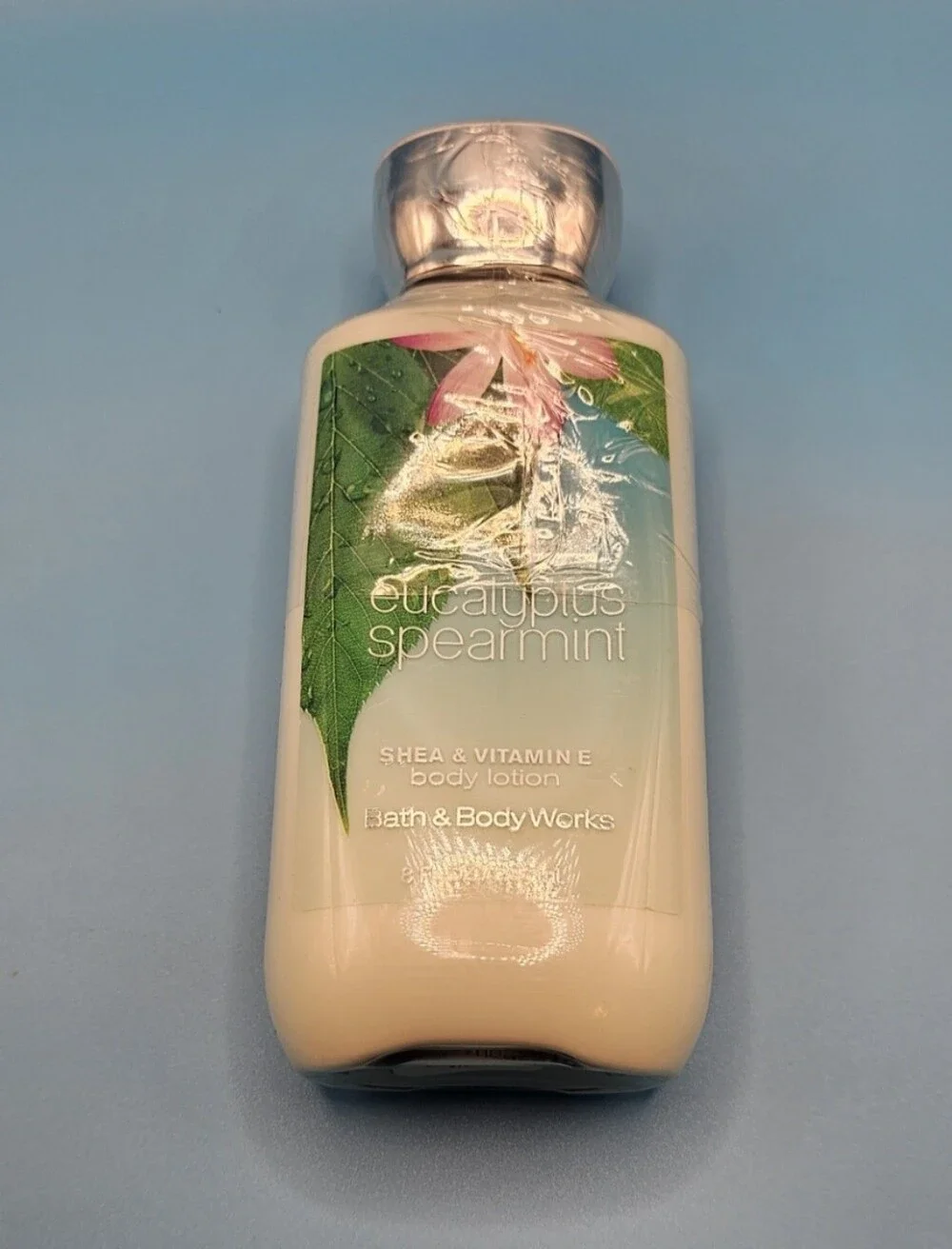 Bath & Body Works Eucalyptus Spearmint Body Lotion - White, Green